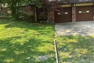 20930 Halworth Rd, Huber Heights, OH 44122 - Photo 1