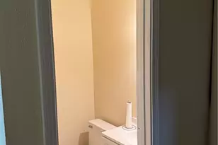 20930 Halworth Rd, Huber Heights, OH 44122 - Photo 8