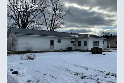 3965 Frazeysburg Road, Zanesville, OH 43701 - Photo 2