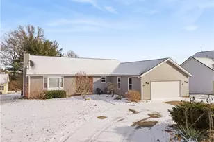 422 N Crown Hill Rd, Orrville, OH 44667 - Photo 2