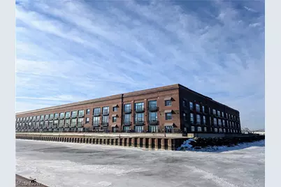 401 W Shoreline Drive #116, Sandusky, OH 44870 - Photo 1