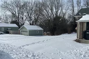 551 Carey St, Zanesville, OH 43701 - Photo 4