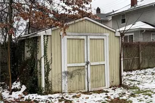 379 Noble Ave, Akron, OH 44320 - Photo 4