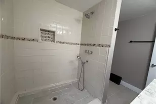 379 Noble Ave, Akron, OH 44320 - Photo 18