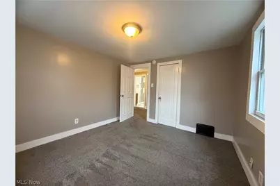379 Noble Avenue, Akron, OH 44320 - Photo 24