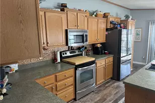 10200 Stamm Rd, Mantua, OH 44255 - Photo 6