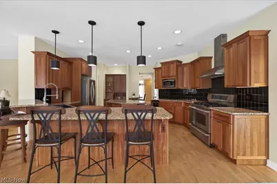 11355 Beechnut Lane, Chardon, OH 44024 - Photo 10