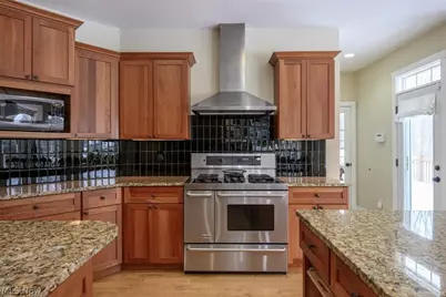 11355 Beechnut Lane, Chardon, OH 44024 - Photo 14