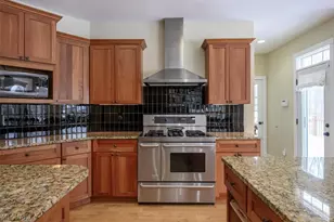 11355 Beechnut Ln, Chardon, OH 44024 - Photo 14