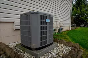 786 Beverly Ave, Canal Fulton, OH 44614 - Photo 22