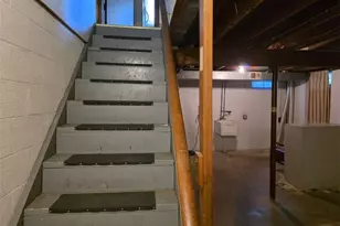 1639 Liberty Dr, Akron, OH 44313 - Photo 12