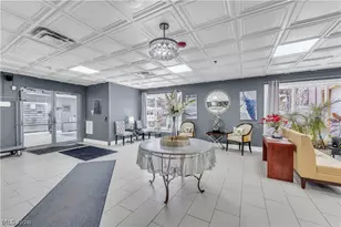 797 E Market St, Akron, OH 44305 - Photo 6