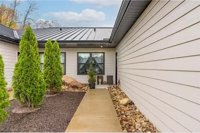 1009 Sycamore Lane, Millersburg, OH 44654 - Photo 2