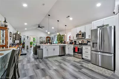 1009 Sycamore Lane, Millersburg, OH 44654 - Photo 6