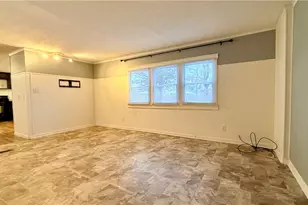 18592 Edwards Rd, Doylestown, OH 44230 - Photo 2