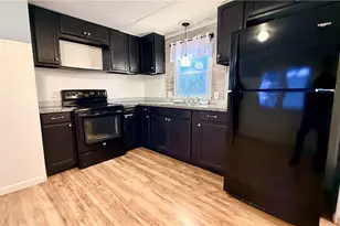 18592 Edwards Rd, Doylestown, OH 44230 - Photo 4