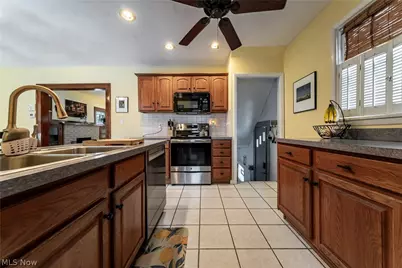 3851 W 157th Street, Loveland, OH 44111 - Photo 12