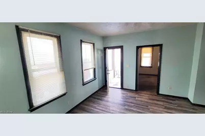 3219 W 33rd Street, Loveland, OH 44109 - Photo 2