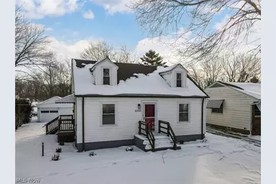 6333 W 130th Street, Parma Heights, OH 44130 - Photo 1