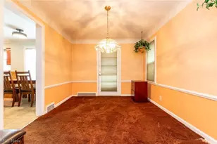 4489 Silsby Rd, University Heights, OH 44118 - Photo 6