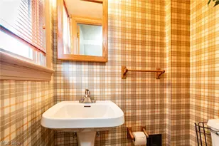 4489 Silsby Rd, University Heights, OH 44118 - Photo 24