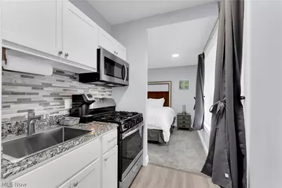 797 E Market Street #221, Akron, OH 44305 - Photo 16