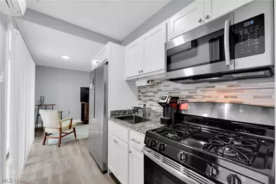 797 E Market Street #221, Akron, OH 44305 - Photo 18