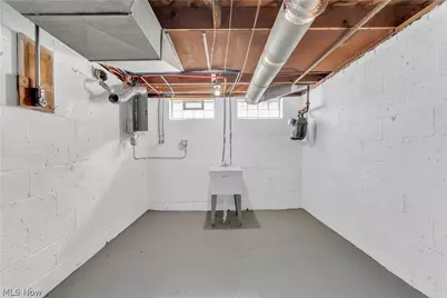 16705 Glendale Avenue, Loveland, OH 44128 - Photo 26