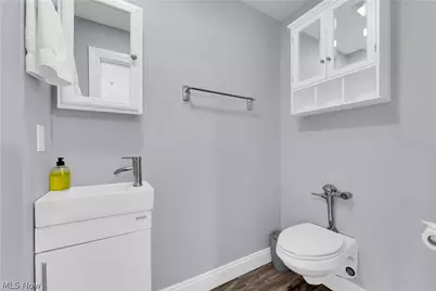 797 E Market Street #220, Akron, OH 44305 - Photo 18