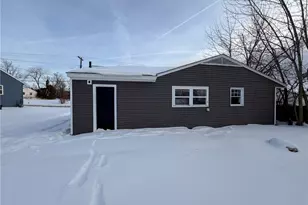 58 Rutledge Dr, Youngstown, OH 44505 - Photo 2