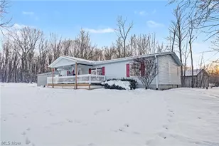9672 Whippoorwill Rd, Diamond, OH 44412 - Photo 14