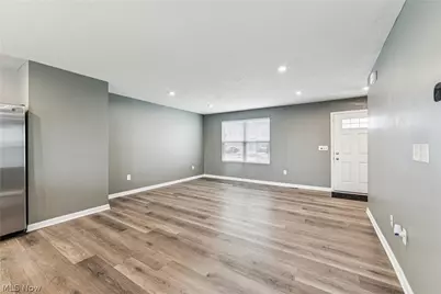 4497 Bellow Drive, Lorain, OH 44053 - Photo 12