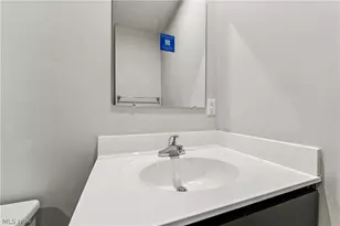 4497 Bellow Dr, Lorain, OH 44053 - Photo 38