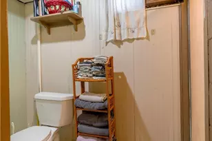 221 E Fetter Ln, Gnadenhutten, OH 44629 - Photo 22