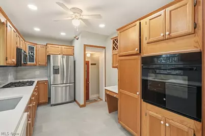 2665 Oak Park Boulevard, Cuyahoga Falls, OH 44221 - Photo 14