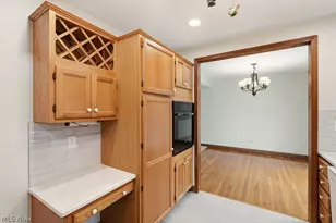 2665 Oak Park Blvd, Cuyahoga Falls, OH 44221 - Photo 16