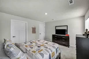 141 W Spring Dr, Elyria, OH 44035 - Photo 18