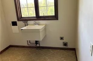 8615 Eberhart Road NE, Dover, OH 44622 - Photo 38
