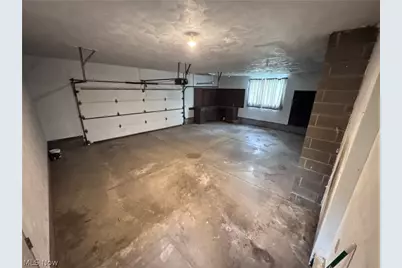8615 Eberhart Road NE, Dover, OH 44622 - Photo 4