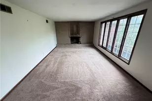 8615 Eberhart Road NE, Dover, OH 44622 - Photo 2