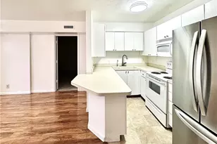 1900 Grove Ct, Loveland, OH 44113 - Photo 10