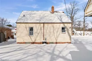 19608 Kings Hwy, Warrensville Heights, OH 44122 - Photo 34