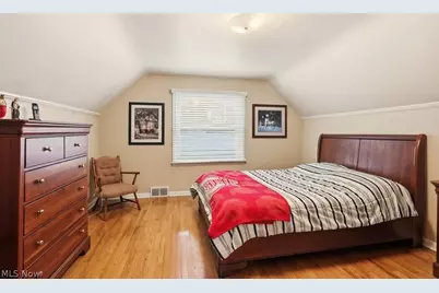 1090 Taft Avenue, Cuyahoga Falls, OH 44223 - Photo 38