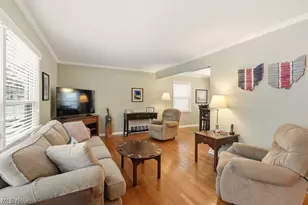 1090 Taft Ave, Cuyahoga Falls, OH 44223 - Photo 20