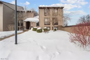 1105 Canyon View Rd, Northfield, OH 44067 - Photo 2