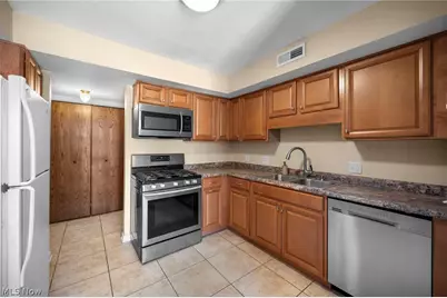 1105 Canyon View Road #604, Northfield, OH 44067 - Photo 10