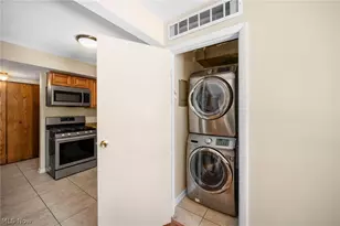 1105 Canyon View Rd, Northfield, OH 44067 - Photo 20