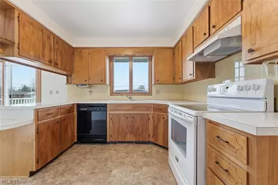 1709 Edmar Street, Louisville, OH 44641 - Photo 20