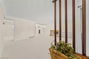 5229 Evergreen Dr, North Olmsted, OH 44070 - Photo 18