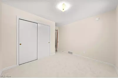 5229 Evergreen Drive, North Olmsted, OH 44070 - Photo 30